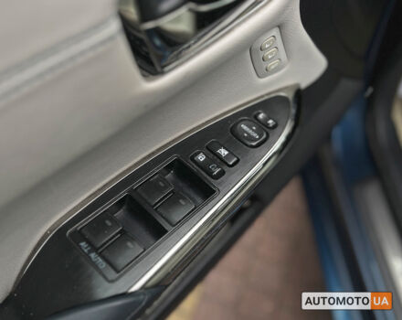 Синий Тойота Авалон, объемом двигателя 2.5 л и пробегом 200 тыс. км за 15600 $, фото 18 на Automoto.ua