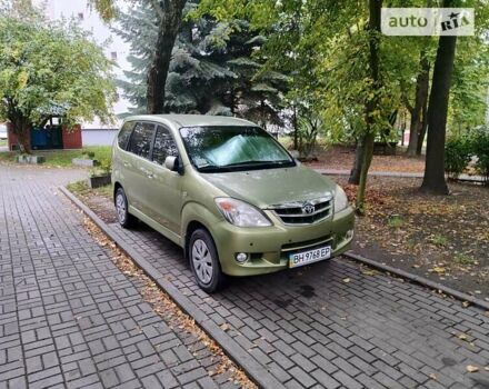 Тойота Аванза, объемом двигателя 1.5 л и пробегом 184 тыс. км за 7500 $, фото 1 на Automoto.ua