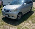 Серый Тойота Аванза, объемом двигателя 1.5 л и пробегом 200 тыс. км за 3700 $, фото 1 на Automoto.ua