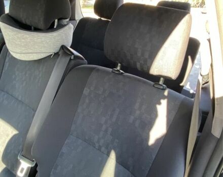 Черный Тойота Авенсис Версо, объемом двигателя 2 л и пробегом 237 тыс. км за 2700 $, фото 6 на Automoto.ua