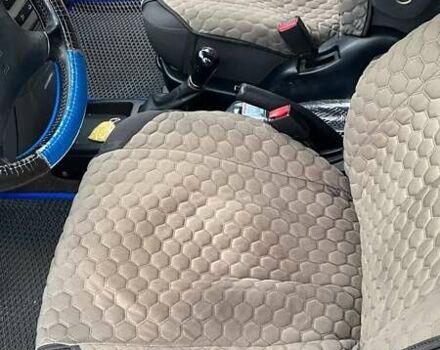 Чорний Тойота Авенсіс Версо, об'ємом двигуна 2 л та пробігом 367 тис. км за 5000 $, фото 11 на Automoto.ua