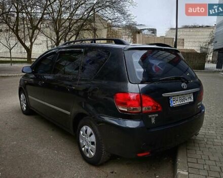 Черный Тойота Авенсис Версо, объемом двигателя 2 л и пробегом 342 тыс. км за 6500 $, фото 4 на Automoto.ua