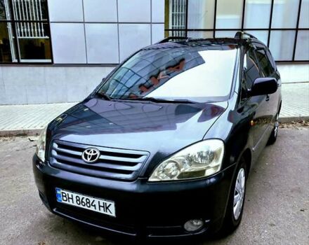 Черный Тойота Авенсис Версо, объемом двигателя 2 л и пробегом 342 тыс. км за 6500 $, фото 5 на Automoto.ua