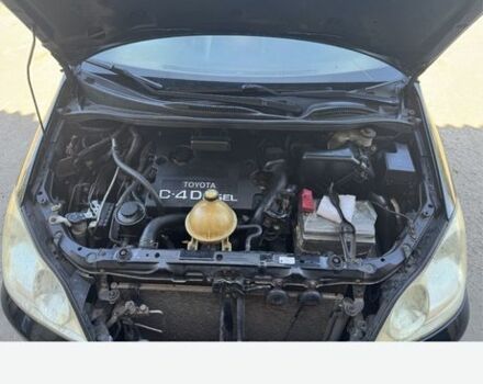 Чорний Тойота Авенсіс Версо, об'ємом двигуна 2 л та пробігом 336 тис. км за 799 $, фото 2 на Automoto.ua