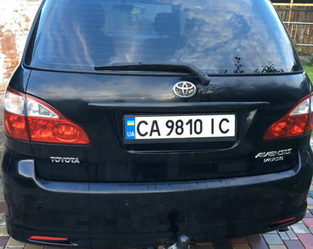 Черный Тойота Авенсис Версо, объемом двигателя 2 л и пробегом 260 тыс. км за 5800 $, фото 6 на Automoto.ua