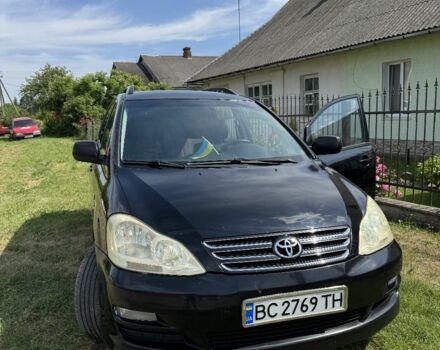 Черный Тойота Авенсис Версо, объемом двигателя 2 л и пробегом 230 тыс. км за 4100 $, фото 5 на Automoto.ua