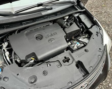 Черный Тойота Авенсис Версо, объемом двигателя 2 л и пробегом 290 тыс. км за 7850 $, фото 15 на Automoto.ua