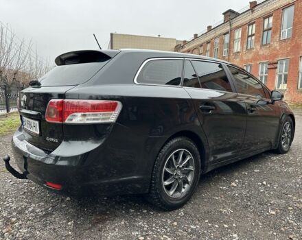 Черный Тойота Авенсис Версо, объемом двигателя 2 л и пробегом 290 тыс. км за 7850 $, фото 5 на Automoto.ua