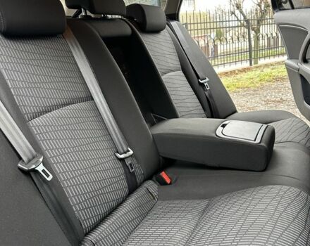 Черный Тойота Авенсис Версо, объемом двигателя 2 л и пробегом 290 тыс. км за 7850 $, фото 10 на Automoto.ua