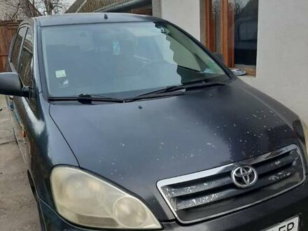 Черный Тойота Авенсис Версо, объемом двигателя 2 л и пробегом 420 тыс. км за 4500 $, фото 1 на Automoto.ua