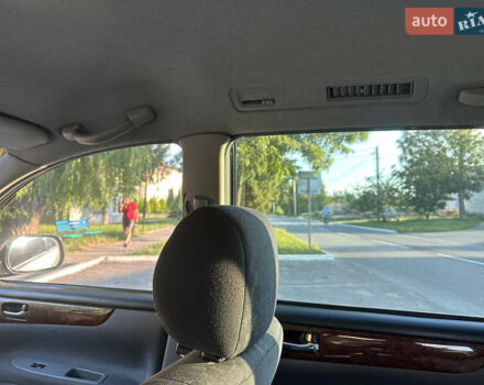 Сірий Тойота Авенсіс Версо, об'ємом двигуна 2 л та пробігом 250 тис. км за 5100 $, фото 22 на Automoto.ua