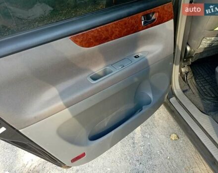 Сірий Тойота Авенсіс Версо, об'ємом двигуна 2 л та пробігом 380 тис. км за 5500 $, фото 13 на Automoto.ua