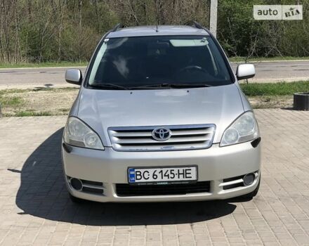 Сірий Тойота Авенсіс Версо, об'ємом двигуна 2 л та пробігом 340 тис. км за 4900 $, фото 14 на Automoto.ua