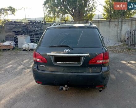 Сірий Тойота Авенсіс Версо, об'ємом двигуна 2 л та пробігом 380 тис. км за 5500 $, фото 3 на Automoto.ua