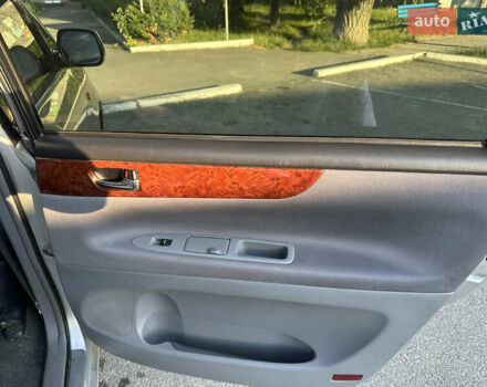 Сірий Тойота Авенсіс Версо, об'ємом двигуна 2 л та пробігом 250 тис. км за 5100 $, фото 13 на Automoto.ua