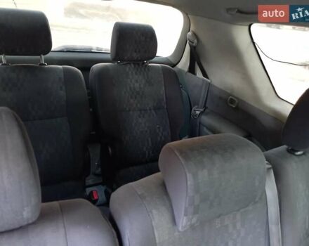 Сірий Тойота Авенсіс Версо, об'ємом двигуна 2 л та пробігом 380 тис. км за 5500 $, фото 15 на Automoto.ua