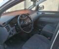 Сірий Тойота Авенсіс Версо, об'ємом двигуна 2 л та пробігом 282 тис. км за 3800 $, фото 4 на Automoto.ua