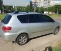 Сірий Тойота Авенсіс Версо, об'ємом двигуна 2 л та пробігом 420 тис. км за 5000 $, фото 1 на Automoto.ua