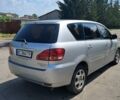 Сірий Тойота Авенсіс Версо, об'ємом двигуна 2 л та пробігом 416 тис. км за 5000 $, фото 4 на Automoto.ua