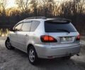 Серый Тойота Авенсис Версо, объемом двигателя 2 л и пробегом 240 тыс. км за 6500 $, фото 4 на Automoto.ua