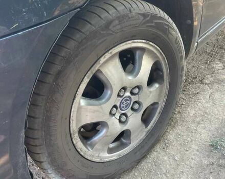 Сірий Тойота Авенсіс Версо, об'ємом двигуна 2 л та пробігом 470 тис. км за 6500 $, фото 16 на Automoto.ua