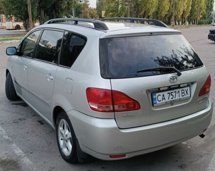 Сірий Тойота Авенсіс Версо, об'ємом двигуна 2 л та пробігом 388 тис. км за 5200 $, фото 7 на Automoto.ua