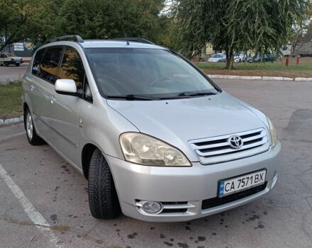 Сірий Тойота Авенсіс Версо, об'ємом двигуна 2 л та пробігом 388 тис. км за 5200 $, фото 16 на Automoto.ua