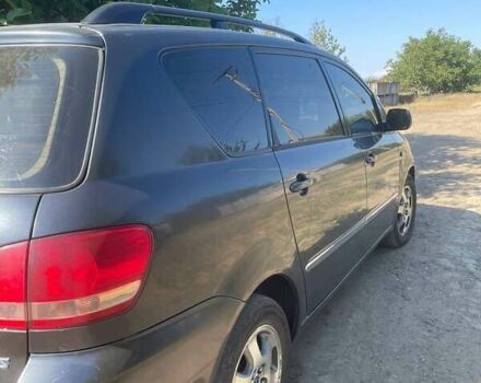 Сірий Тойота Авенсіс Версо, об'ємом двигуна 2 л та пробігом 470 тис. км за 6500 $, фото 10 на Automoto.ua