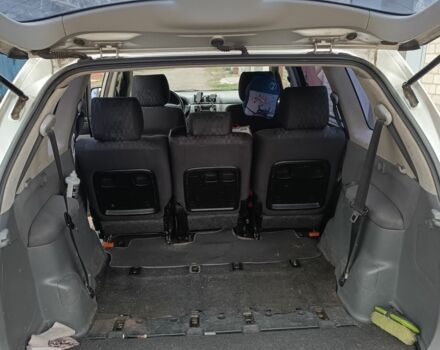 Сірий Тойота Авенсіс Версо, об'ємом двигуна 2 л та пробігом 388 тис. км за 5200 $, фото 10 на Automoto.ua