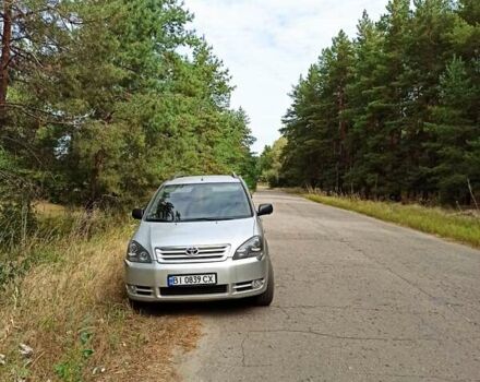 Серый Тойота Авенсис Версо, объемом двигателя 2 л и пробегом 240 тыс. км за 6500 $, фото 15 на Automoto.ua
