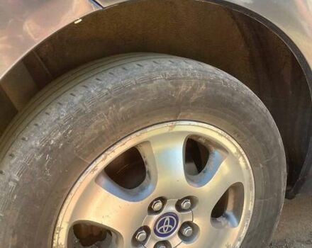 Сірий Тойота Авенсіс Версо, об'ємом двигуна 2 л та пробігом 470 тис. км за 6500 $, фото 7 на Automoto.ua