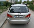 Сірий Тойота Авенсіс Версо, об'ємом двигуна 2 л та пробігом 300 тис. км за 5200 $, фото 2 на Automoto.ua