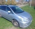 Серый Тойота Авенсис Версо, объемом двигателя 2 л и пробегом 222 тыс. км за 5400 $, фото 1 на Automoto.ua