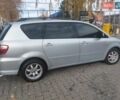 Серый Тойота Авенсис Версо, объемом двигателя 2 л и пробегом 273 тыс. км за 5700 $, фото 14 на Automoto.ua