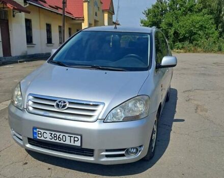 Сірий Тойота Авенсіс Версо, об'ємом двигуна 2 л та пробігом 416 тис. км за 5000 $, фото 1 на Automoto.ua