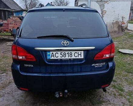 Синій Тойота Авенсіс Версо, об'ємом двигуна 2 л та пробігом 285 тис. км за 5900 $, фото 8 на Automoto.ua