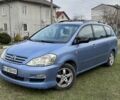 Синій Тойота Авенсіс Версо, об'ємом двигуна 2 л та пробігом 337 тис. км за 5000 $, фото 1 на Automoto.ua