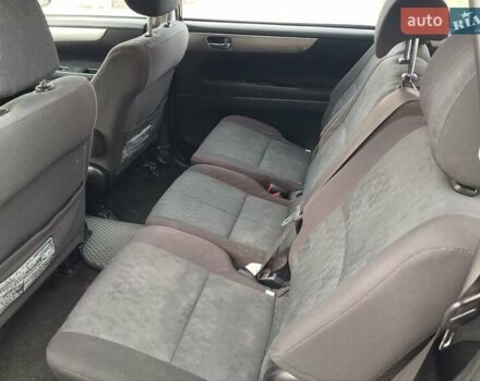 Синій Тойота Авенсіс Версо, об'ємом двигуна 2 л та пробігом 337 тис. км за 5000 $, фото 8 на Automoto.ua