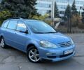 Синий Тойота Авенсис Версо, объемом двигателя 2 л и пробегом 336 тыс. км за 5350 $, фото 1 на Automoto.ua