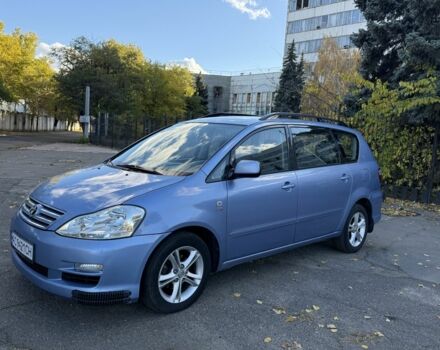 Синий Тойота Авенсис Версо, объемом двигателя 2 л и пробегом 336 тыс. км за 5350 $, фото 6 на Automoto.ua