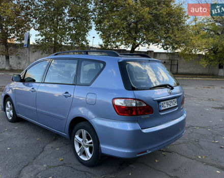 Синий Тойота Авенсис Версо, объемом двигателя 2 л и пробегом 336 тыс. км за 5350 $, фото 18 на Automoto.ua