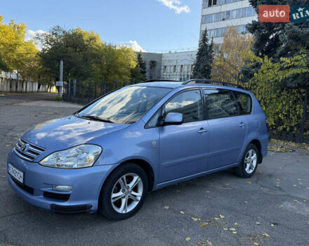 Синий Тойота Авенсис Версо, объемом двигателя 2 л и пробегом 336 тыс. км за 5350 $, фото 15 на Automoto.ua