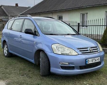 Синій Тойота Авенсіс Версо, об'ємом двигуна 2 л та пробігом 337 тис. км за 5000 $, фото 1 на Automoto.ua