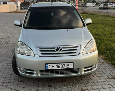 Зеленый Тойота Авенсис Версо, объемом двигателя 2 л и пробегом 330 тыс. км за 4950 $, фото 3 на Automoto.ua