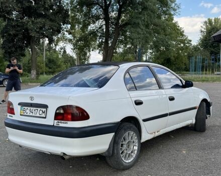 Білий Тойота Авенсіс, об'ємом двигуна 2 л та пробігом 329 тис. км за 2200 $, фото 2 на Automoto.ua