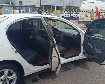Белый Тойота Авенсис, объемом двигателя 2 л и пробегом 399 тыс. км за 3800 $, фото 6 на Automoto.ua