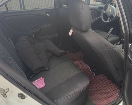 Белый Тойота Авенсис, объемом двигателя 2 л и пробегом 399 тыс. км за 3800 $, фото 21 на Automoto.ua