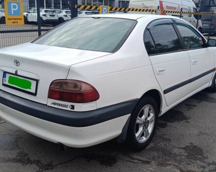 Белый Тойота Авенсис, объемом двигателя 2 л и пробегом 399 тыс. км за 3800 $, фото 9 на Automoto.ua