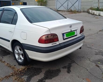 Белый Тойота Авенсис, объемом двигателя 2 л и пробегом 399 тыс. км за 3800 $, фото 11 на Automoto.ua