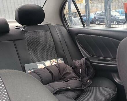 Белый Тойота Авенсис, объемом двигателя 2 л и пробегом 550 тыс. км за 3800 $, фото 17 на Automoto.ua